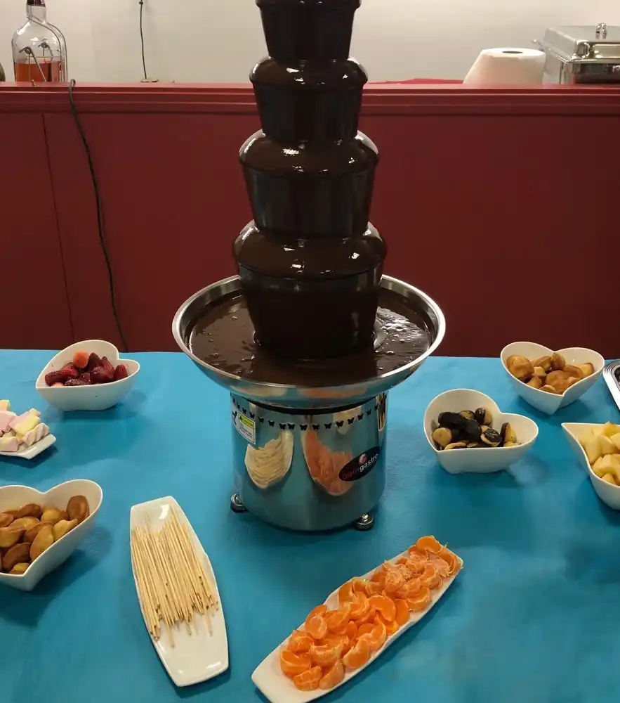 paella-y-fiesta-fontaine-chocolat fontaine de chocolat